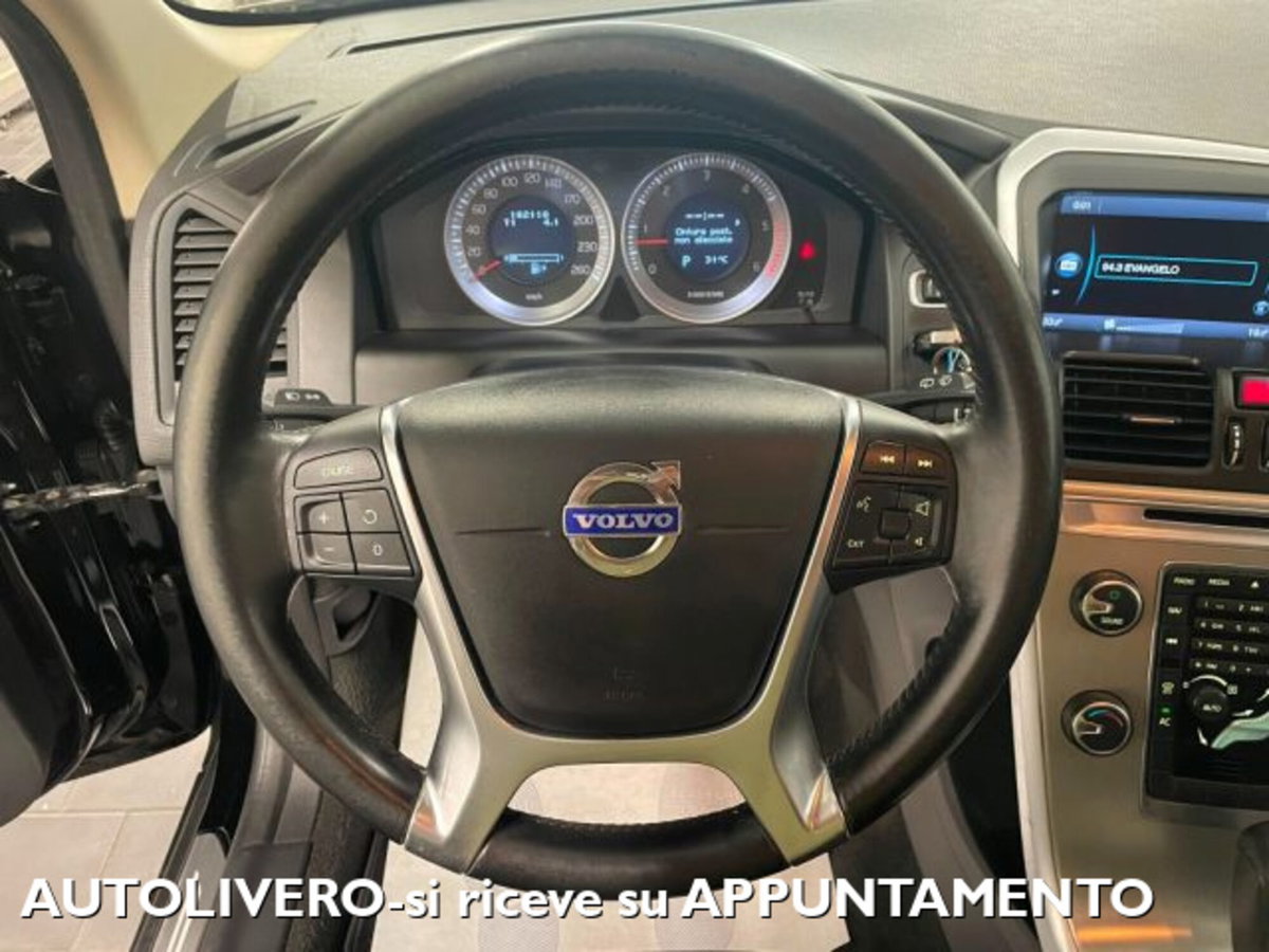 Volvo XC60 D3 AWD Geartronic Kinetic (13)