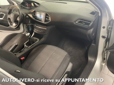 Peugeot 308 SW 1.6 e-HDi 115 CV Stop&Start Business (8)