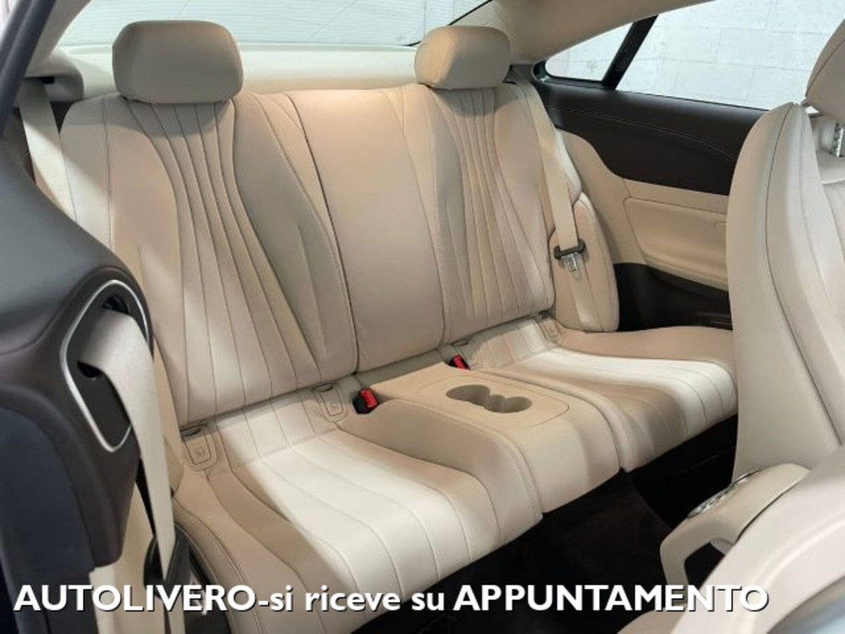 Mercedes-Benz Classe E Coupé 220 d 4Matic Premium (11)
