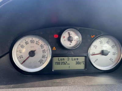 Lancia Ypsilon 1.4 Argento Ecochic GPL (11)