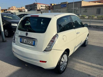 Lancia Ypsilon 1.4 Argento Ecochic GPL (4)