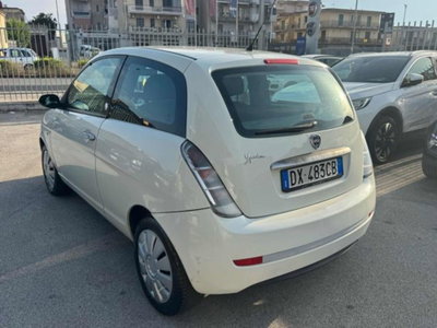 Lancia Ypsilon 1.4 Argento Ecochic GPL (6)