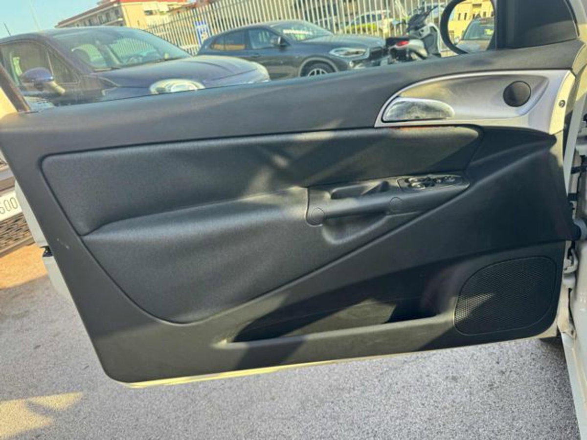 Lancia Ypsilon 1.4 Argento Ecochic GPL (7)