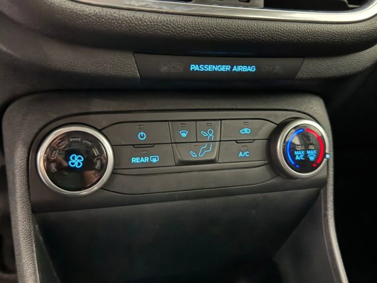 Ford Fiesta 1.5 EcoBlue 5 porte (13)