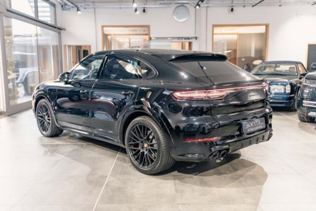 Porsche Cayenne Coupé 4.0 GTS (5)
