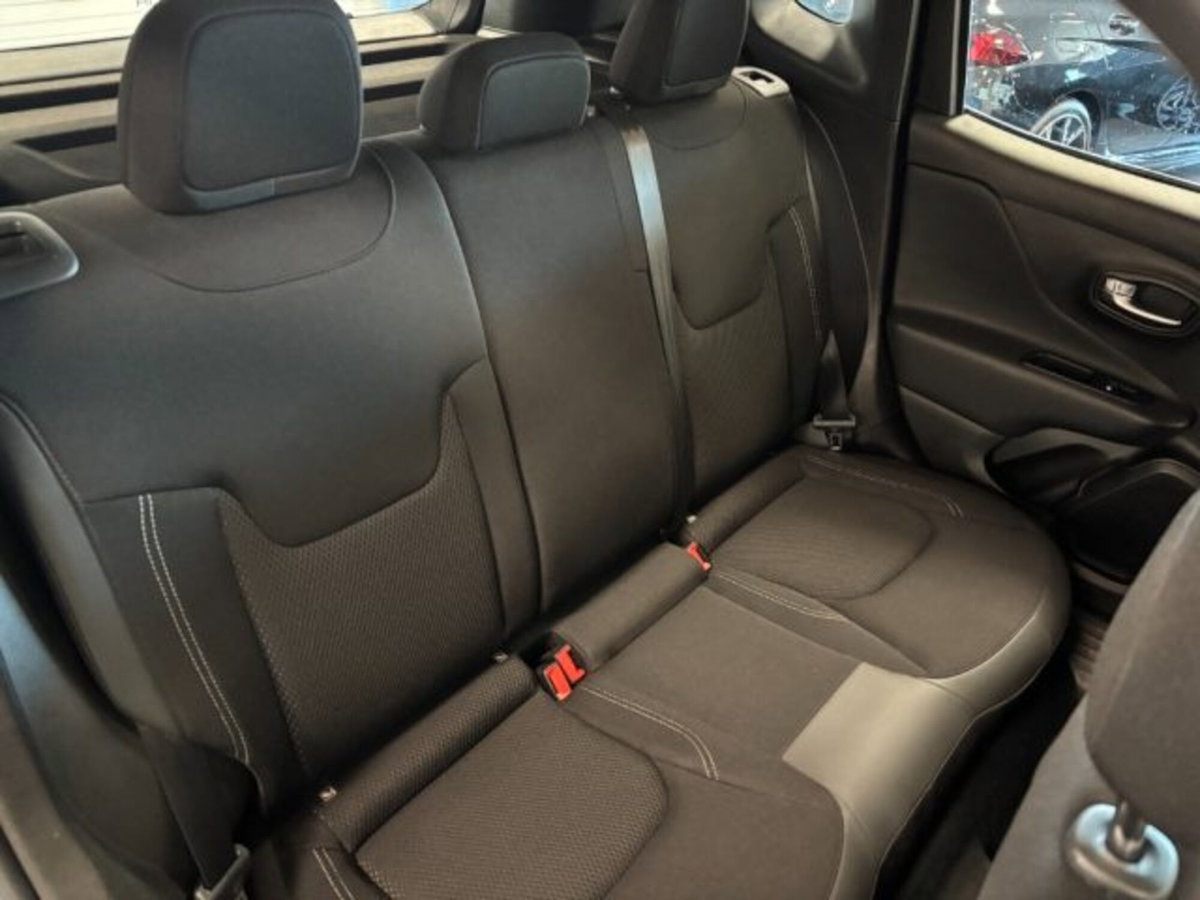 Jeep Renegade 1.6 Mjt 130 CV Limited (18)