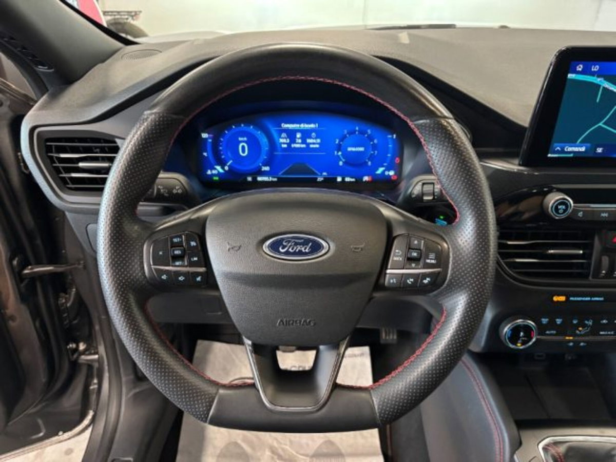 Ford Kuga 1.5 EcoBoost 150 CV 2WD ST-Line (7)