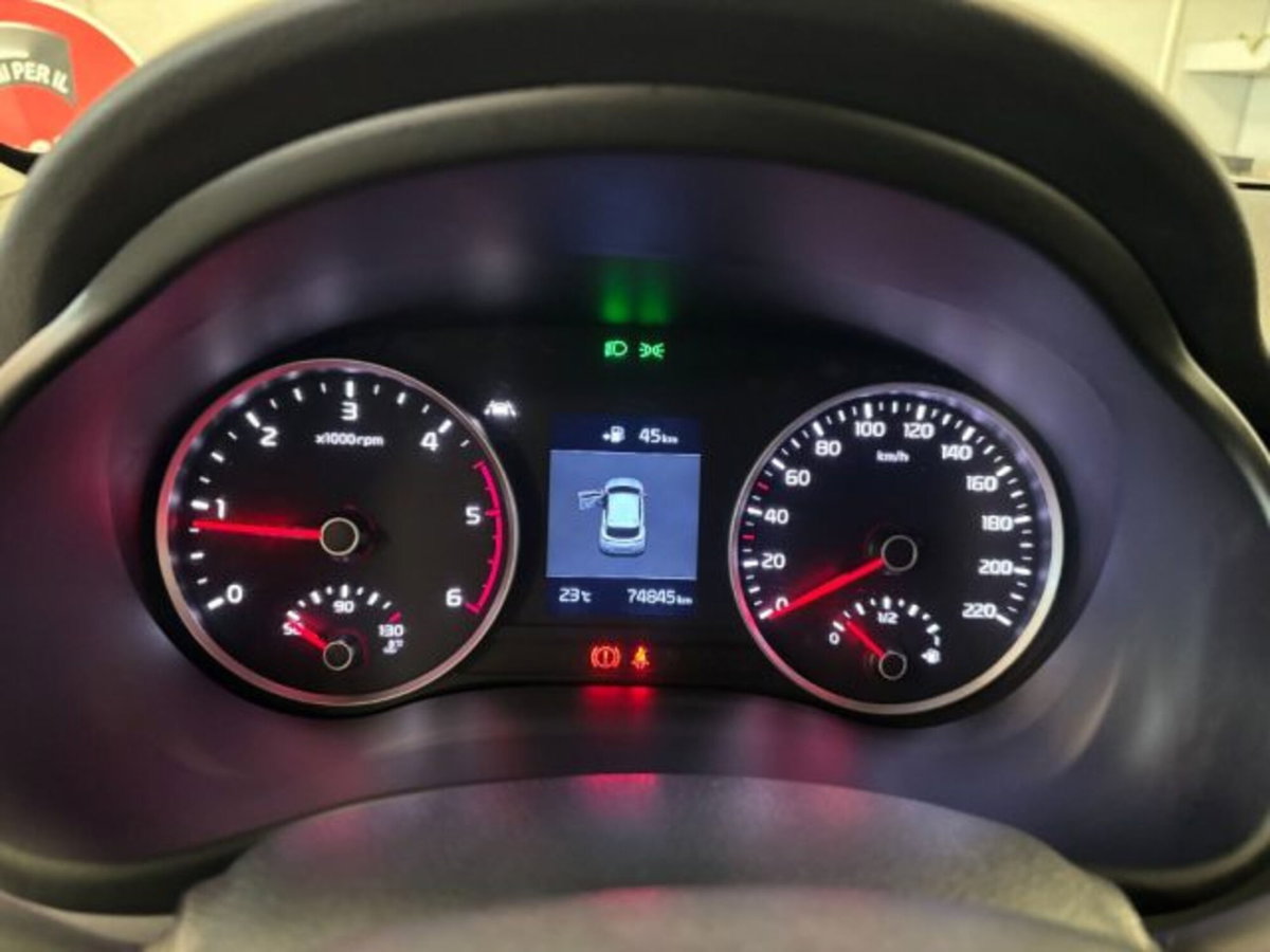 Kia Stonic 1.6 CRDi 115 CV Style (18)