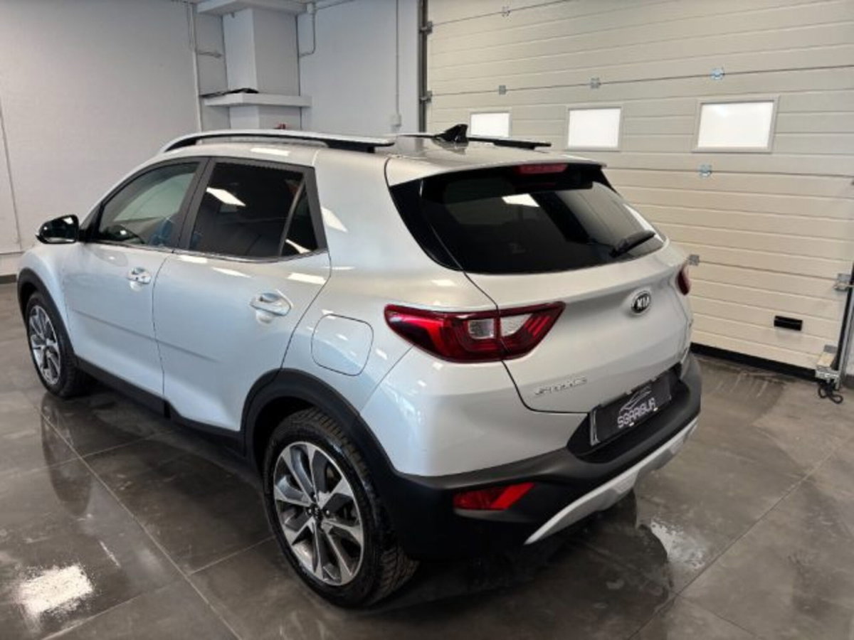 Kia Stonic 1.6 CRDi 115 CV Style (6)