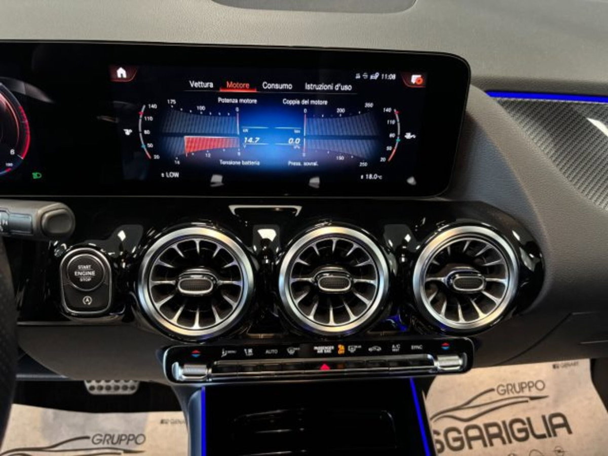 Mercedes-Benz Classe B 180 d Premium (18)