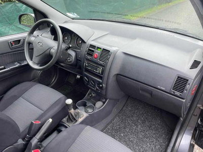 Hyundai Getz 12V (66CV) 5p. Style (11)