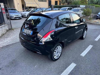Lancia Ypsilon 1.2 69 CV 5 porte Silver (5)