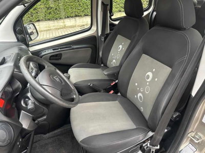 Citroen Nemo Multispace 1.3 HDi 75CV Silver Selection (15)