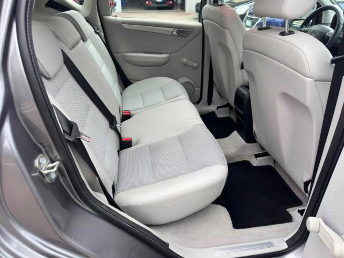 Mercedes-Benz Classe A 160 BlueEFFICIENCY Premium (10)
