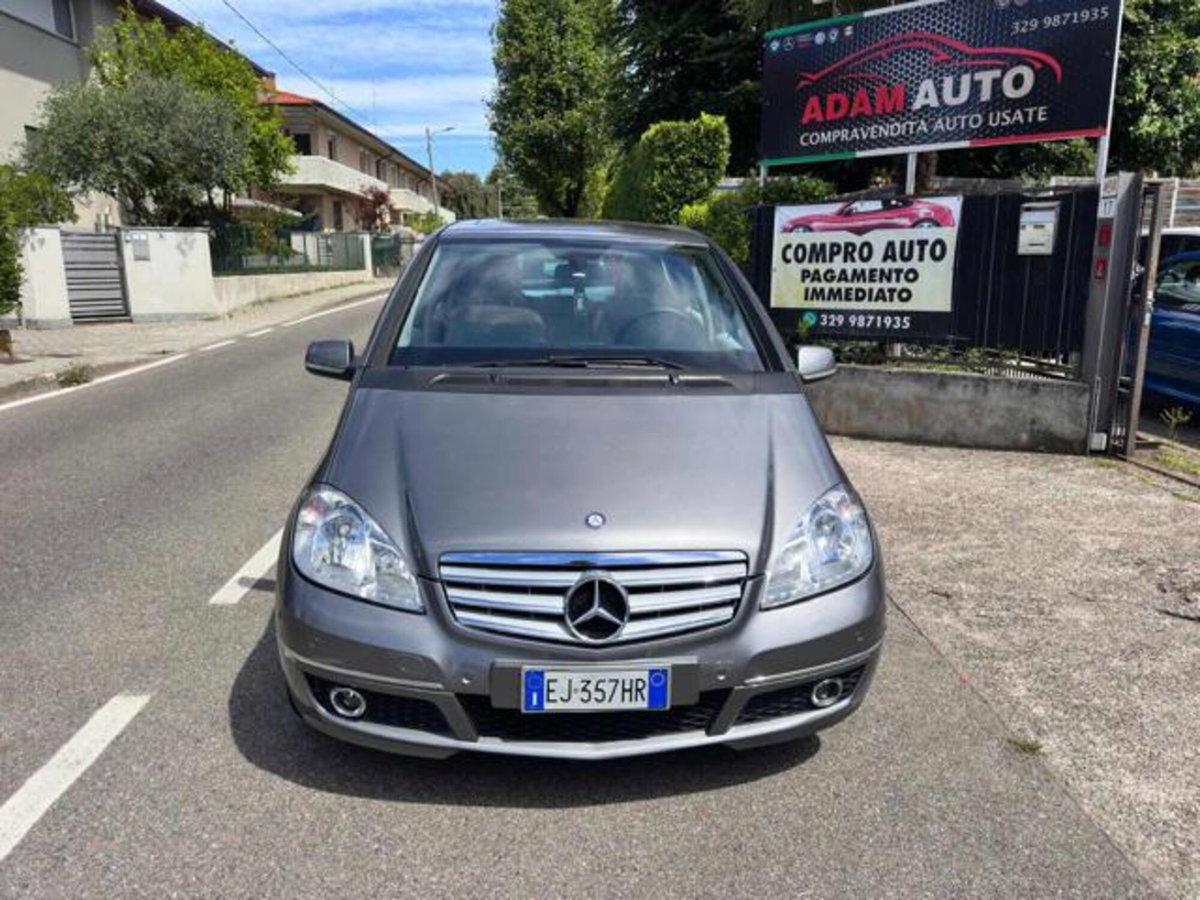 Mercedes-Benz Classe A 160 BlueEFFICIENCY Premium (3)
