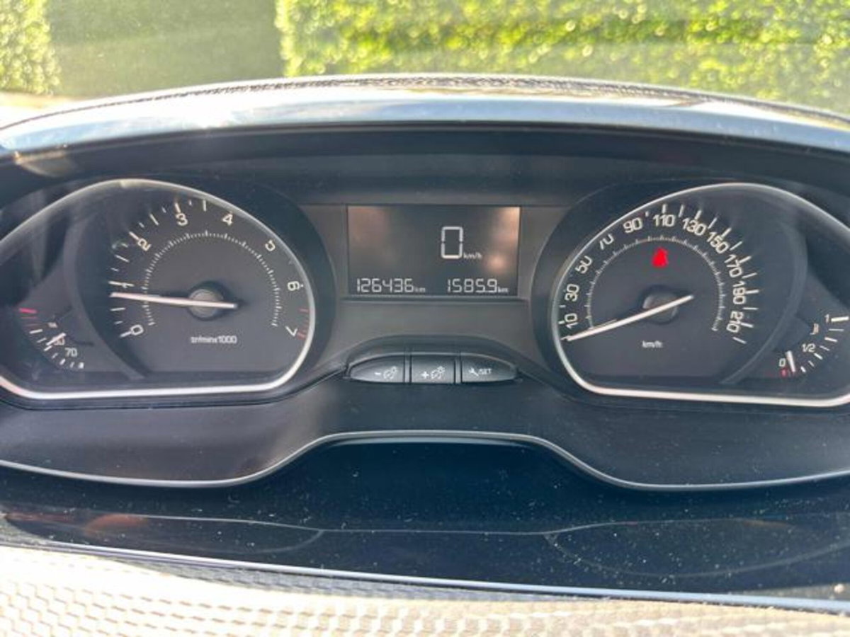 Peugeot 2008 82 Allure (16)