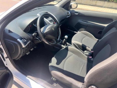 Peugeot 206 60CV 3p. X Line (11)
