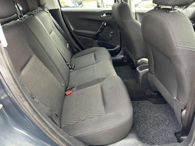 Peugeot 208 68 5 porte Active (12)