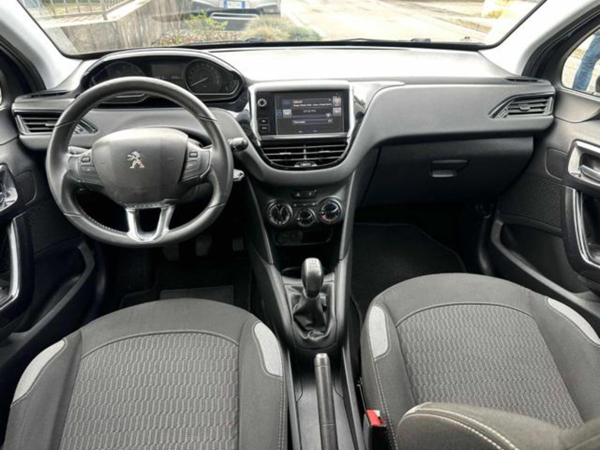 Peugeot 208 68 5 porte Active (13)