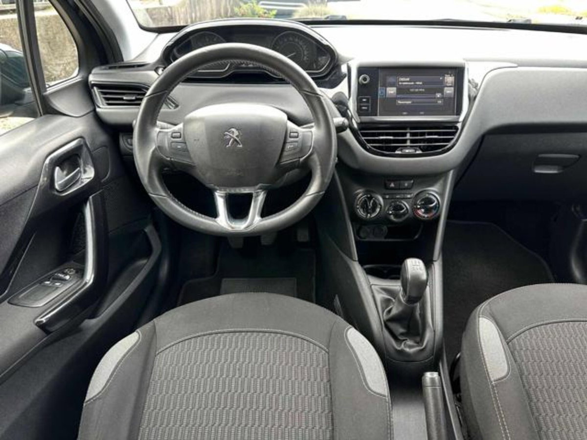 Peugeot 208 68 5 porte Active (14)