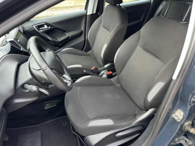 Peugeot 208 68 5 porte Active (16)