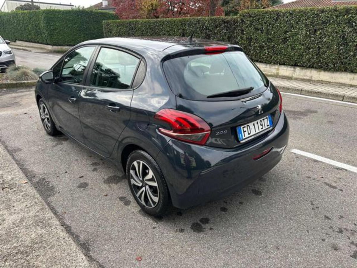 Peugeot 208 68 5 porte Active (5)