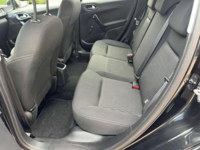 Peugeot 208 82 5 porte Allure (12)