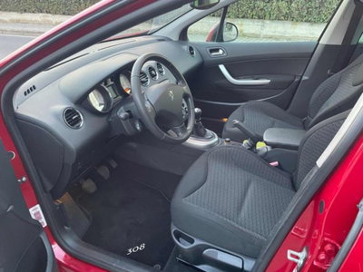 Peugeot 308 SW 1.6 THP 150CV Ciel Féline (8)