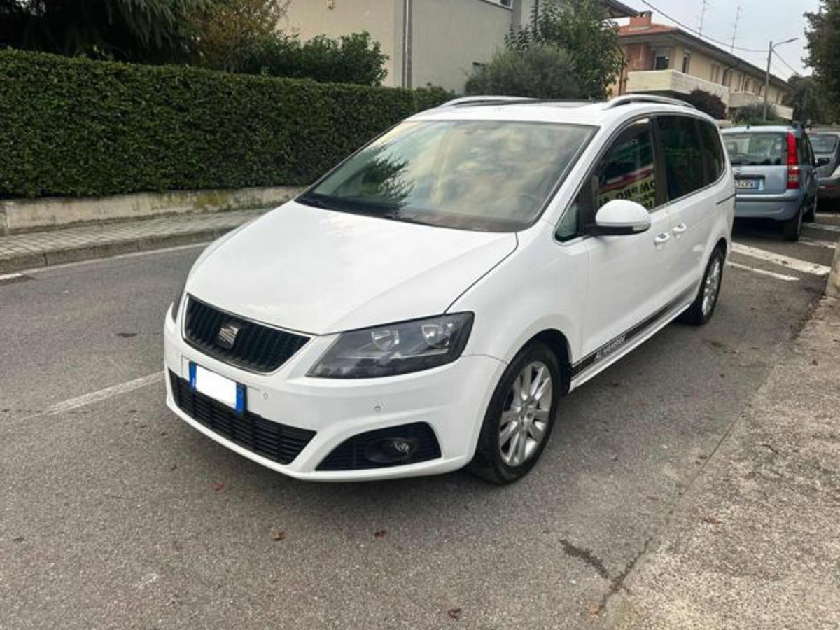 SEAT Alhambra 2.0 TDI CR DPF DSG Reference (2)