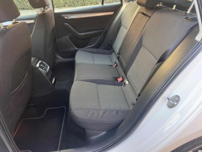 Skoda Octavia Station Wagon 1.6 TDI CR 105 CV Wagon Elegance (18)