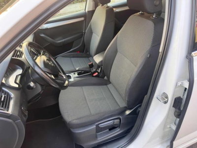 Skoda Octavia Station Wagon 1.6 TDI CR 105 CV Wagon Elegance (9)