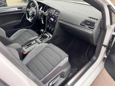 Volkswagen Golf 2.0 TDI 150 CV SCR R-Line (11)