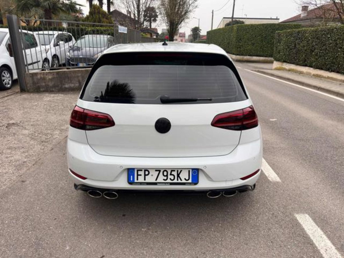 Volkswagen Golf 2.0 TDI 150 CV SCR R-Line (7)