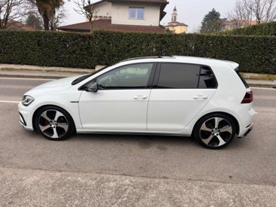 Volkswagen Golf 2.0 TDI 150 CV SCR R-Line (8)