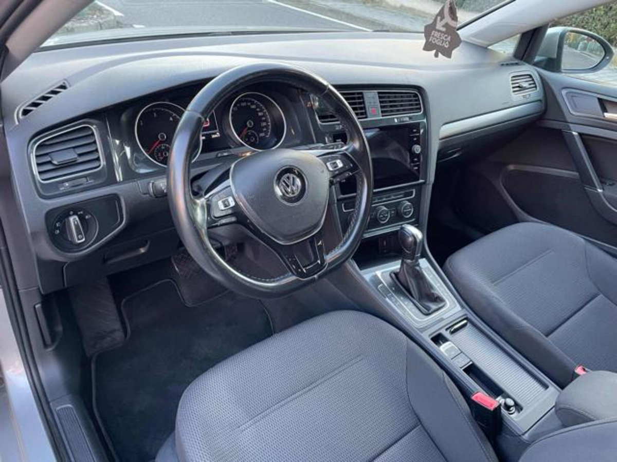 Volkswagen Golf Variant 1.6 TDI 115 CV DSG Executive BlueMotion Tech. (10)