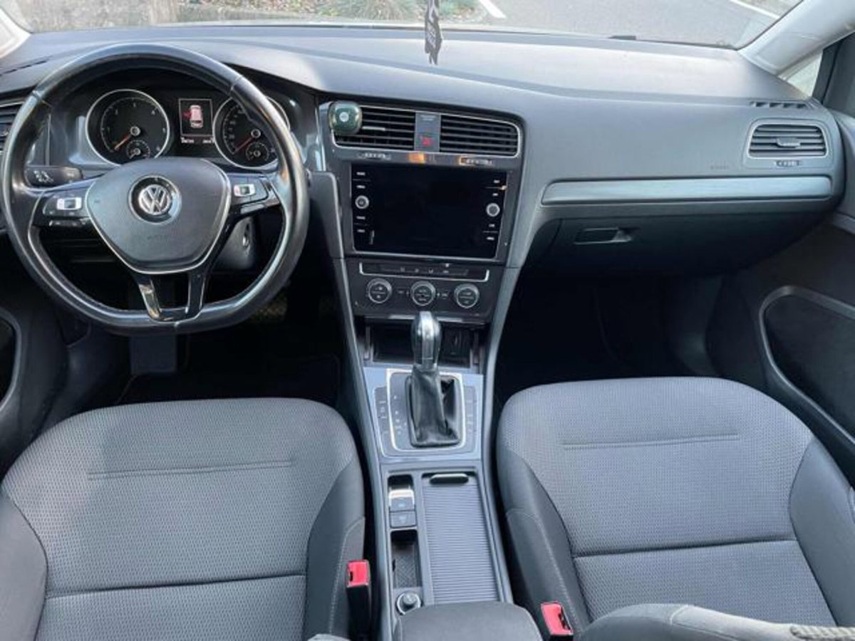 Volkswagen Golf Variant 1.6 TDI 115 CV DSG Executive BlueMotion Tech. (12)