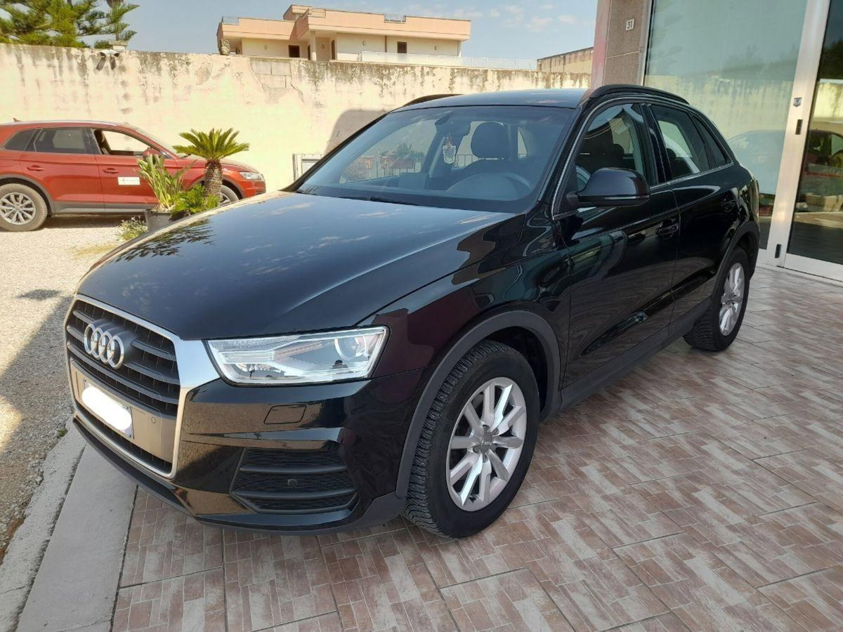 Audi Q3 2.0 TDI 150 CV quattro S tronic Business (2)