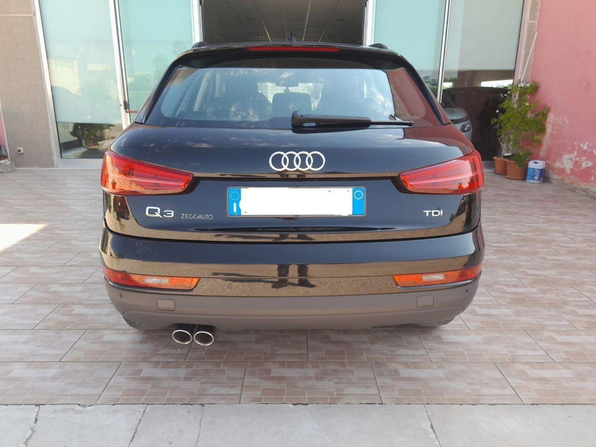 Audi Q3 2.0 TDI 150 CV quattro S tronic Business (7)