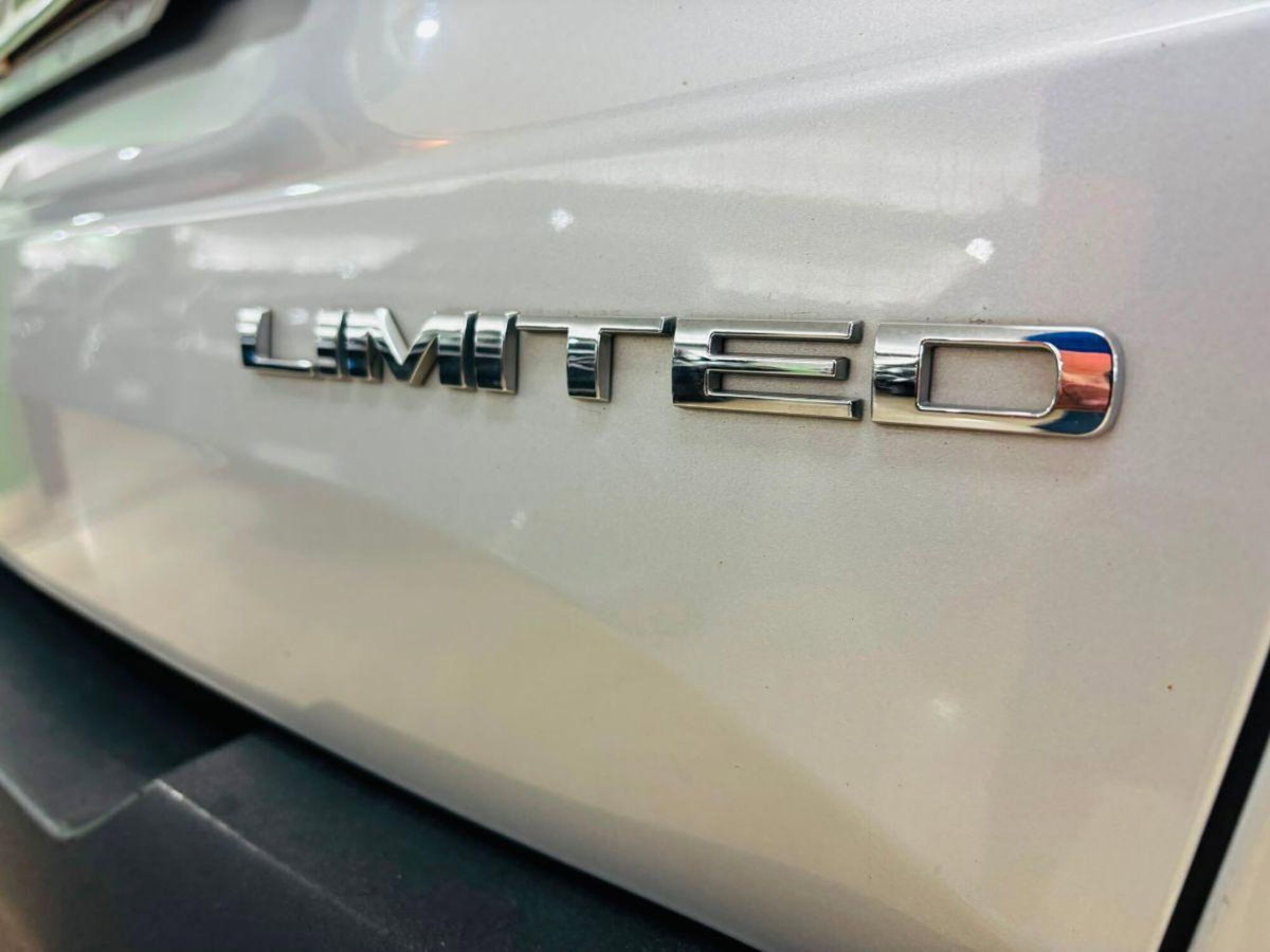 Jeep Renegade 1.6 Mjt 120 CV Limited (8)
