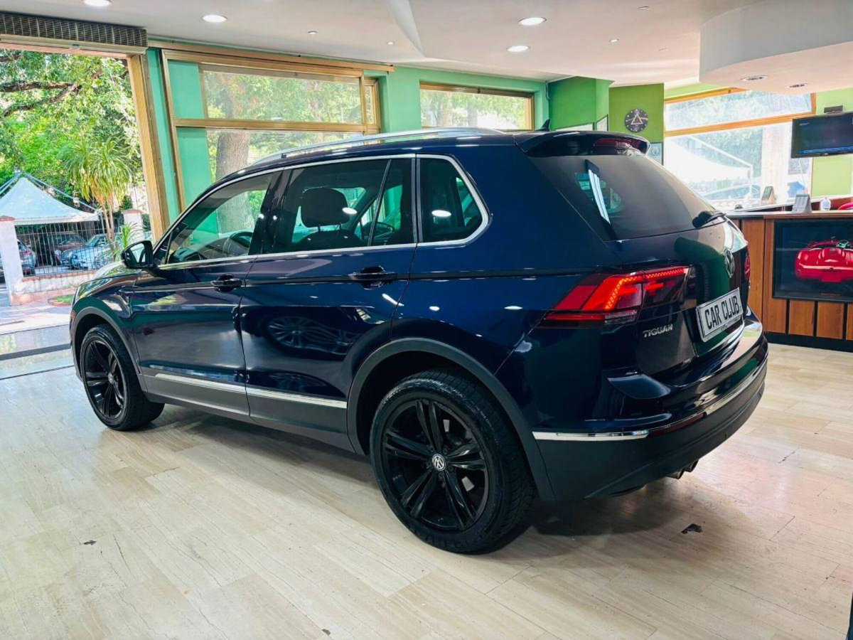 Volkswagen Tiguan 2.0 TDI 150 CV 4MOTION DSG CityScape BlueMotion Tech. (6)