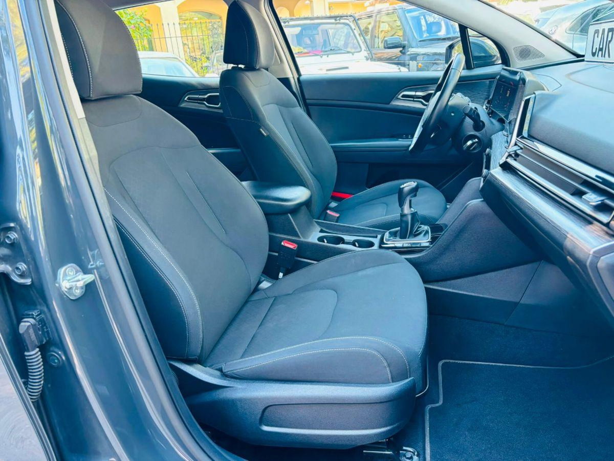 Kia Sportage 1.6 CRDI 136 DCT7 2WD Mild Hybrid Black Edition (13)
