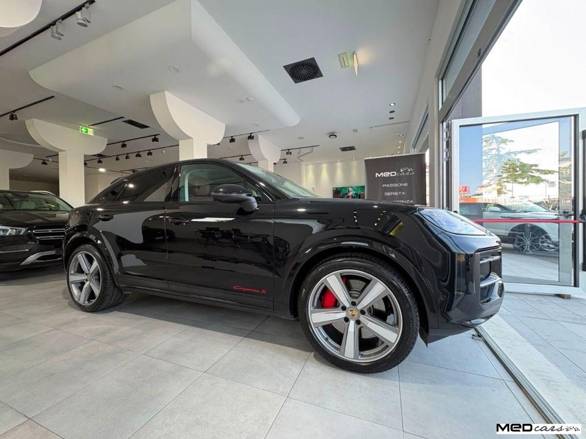 Porsche Cayenne 4.0 S tiptronic (2)