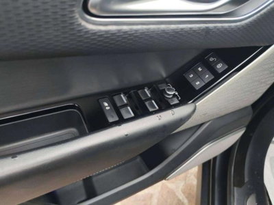 Land Rover Range Rover Velar 2.0D I4 240 CV R-Dynamic SE (15)