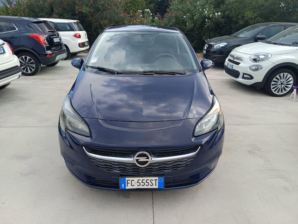 Opel Corsa Coupé 1.4 90CV GPL Tech n-Joy (3)