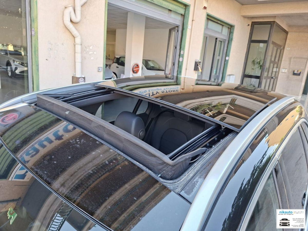 Mercedes-Benz GLC SUV 220 d 4Matic Premium (10)