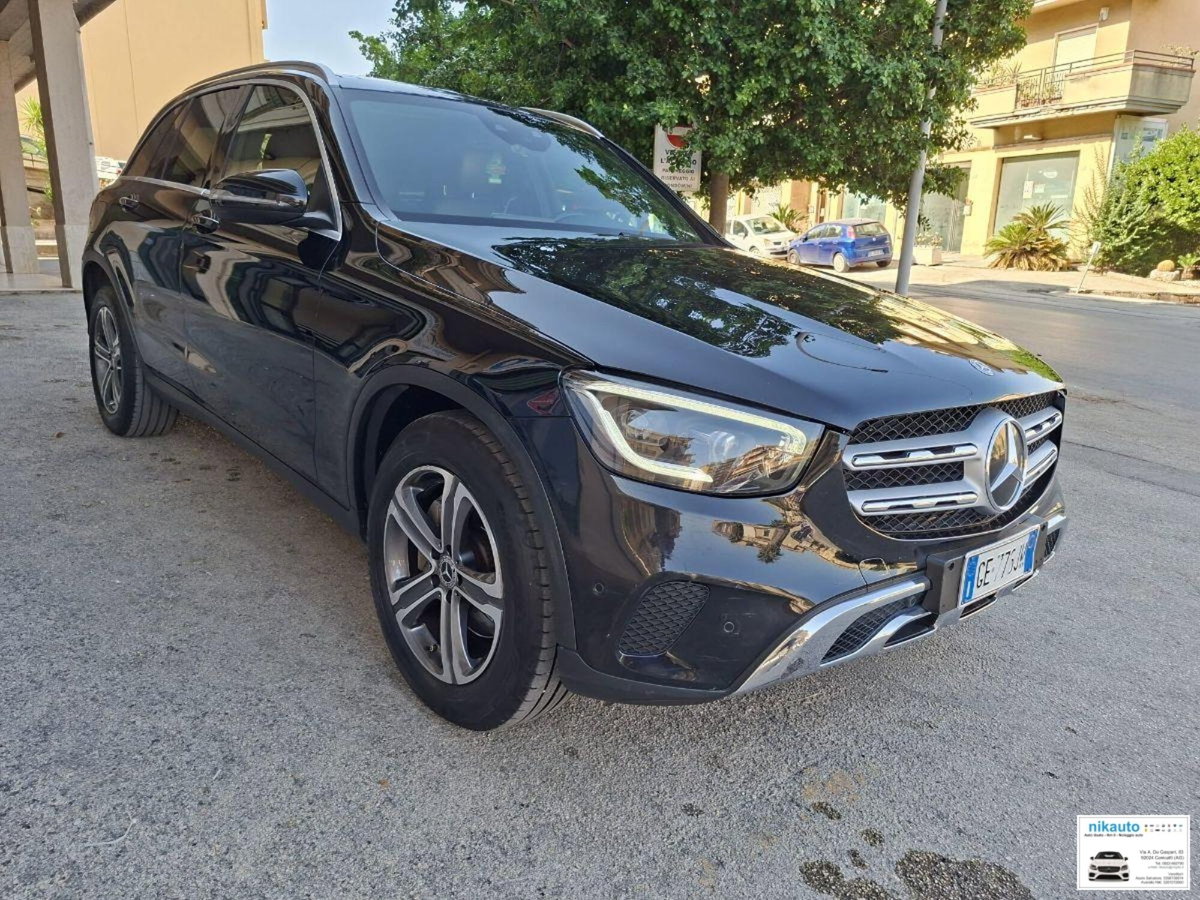 Mercedes-Benz GLC SUV 220 d 4Matic Premium (3)