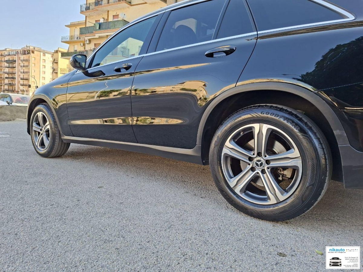 Mercedes-Benz GLC SUV 220 d 4Matic Premium (9)