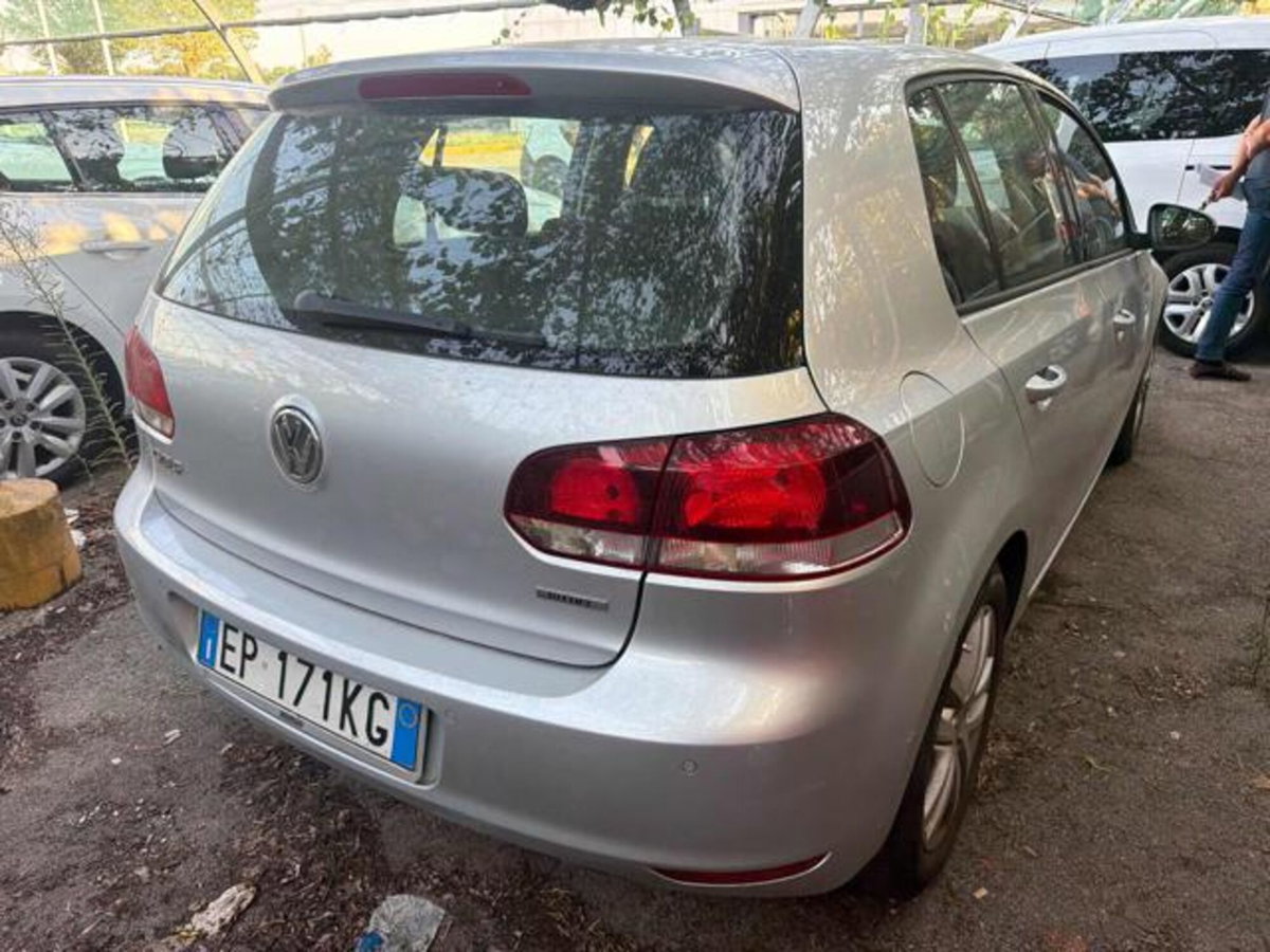 Volkswagen Golf 1.6 5p. Highline BiFuel (17)