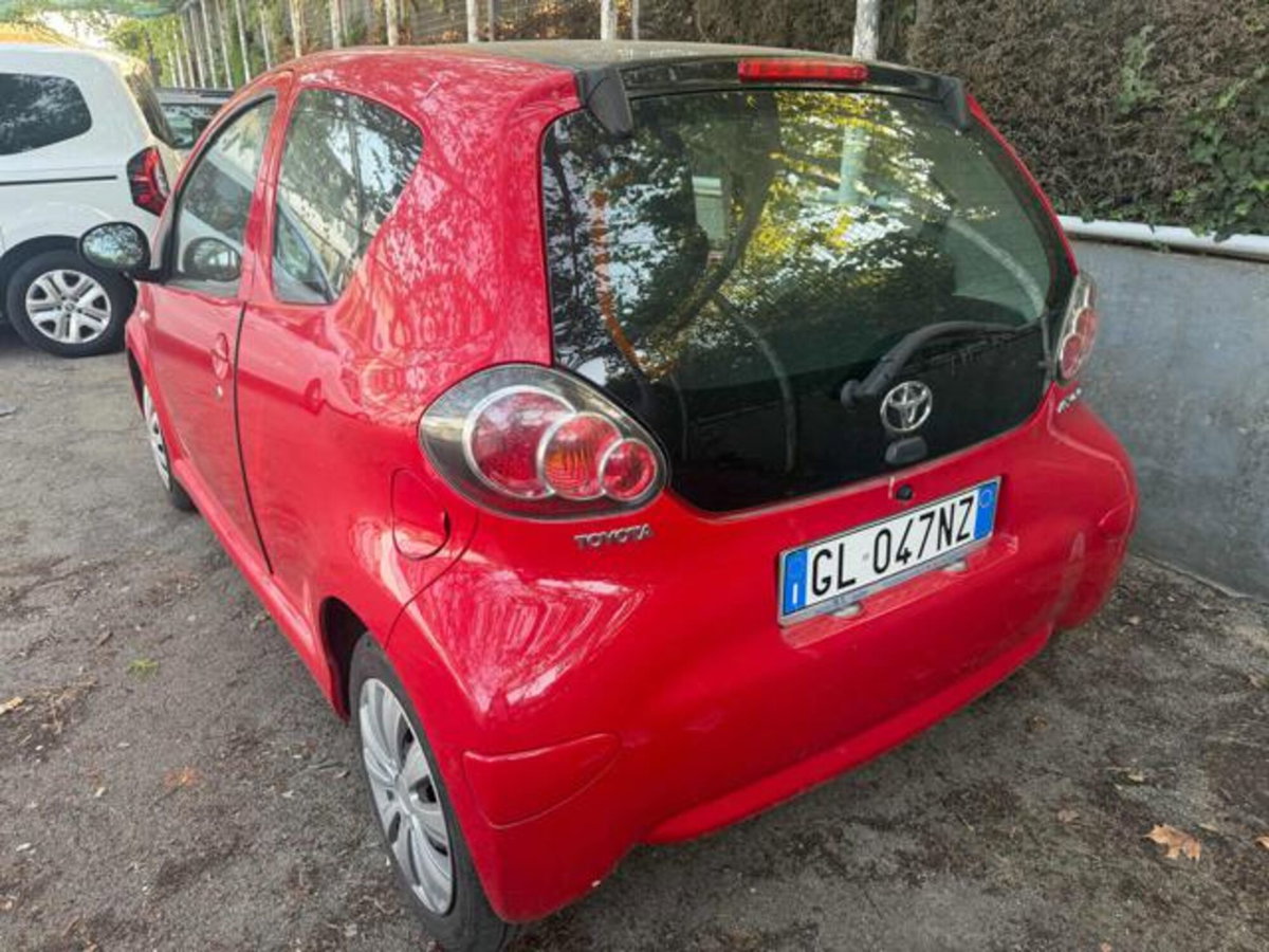 Toyota Aygo 1.0 12V VVT-i 3 porte Orange Connect (6)