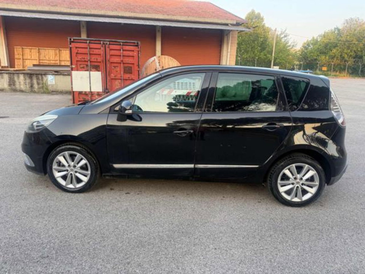 Renault Scenic E-Tech Electric XMod 1.5 dCi 110CV EDC Bose (10)